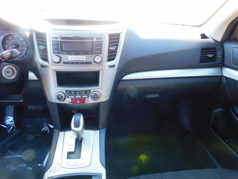 2014 Subaru Outback 2.5i