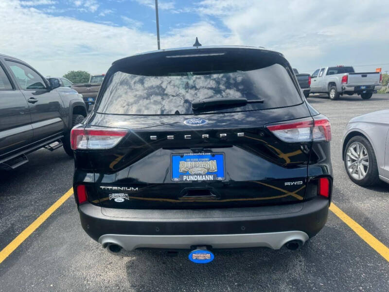 2020 Ford Escape Titanium
