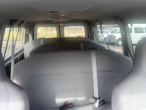 2014 Ford E-Series E-350 SD XL