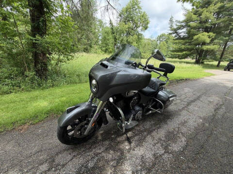 2019 Indian Chieftain Steel Gray