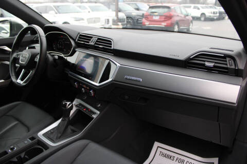 2022 Audi Q3 quattro S line Premium 45 TFSI