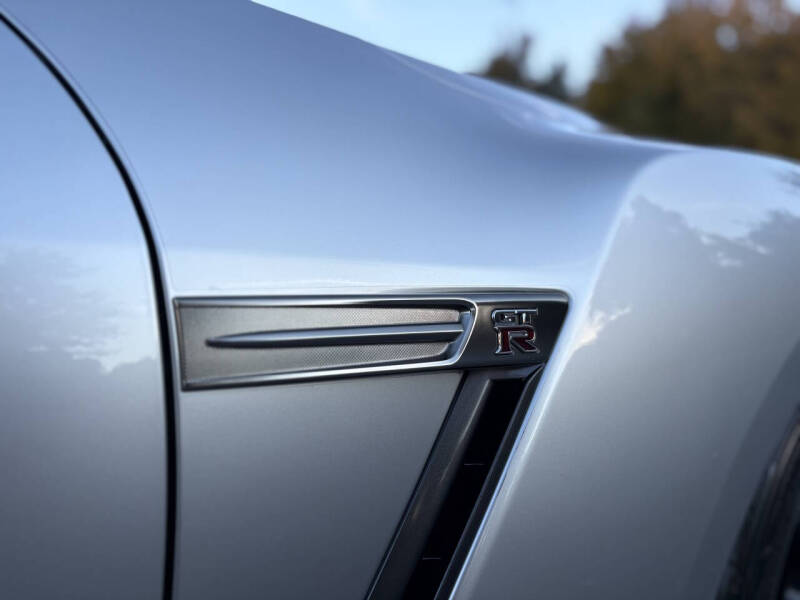 2013 Nissan GT-R Premium