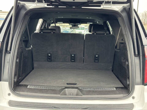 2023 Chevrolet Suburban Premier