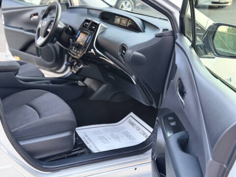 2018 Toyota Prius Two