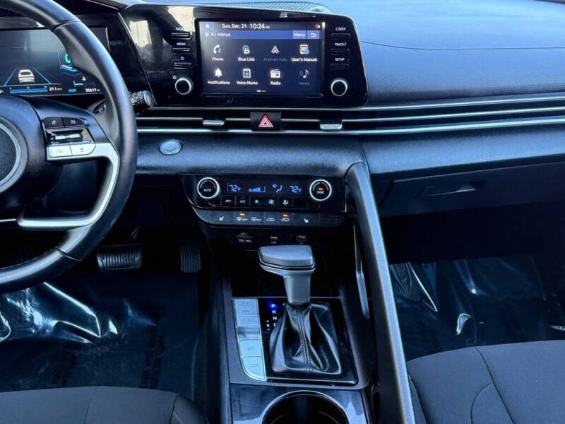 2021 Hyundai Elantra