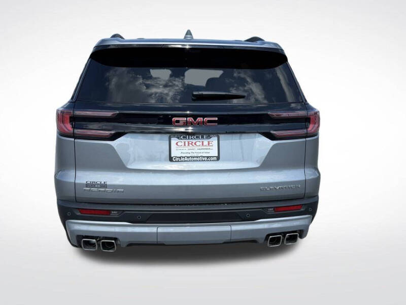 2026 GMC Acadia Elevation