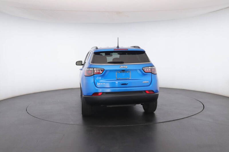 2023 Jeep Compass Latitude Lux