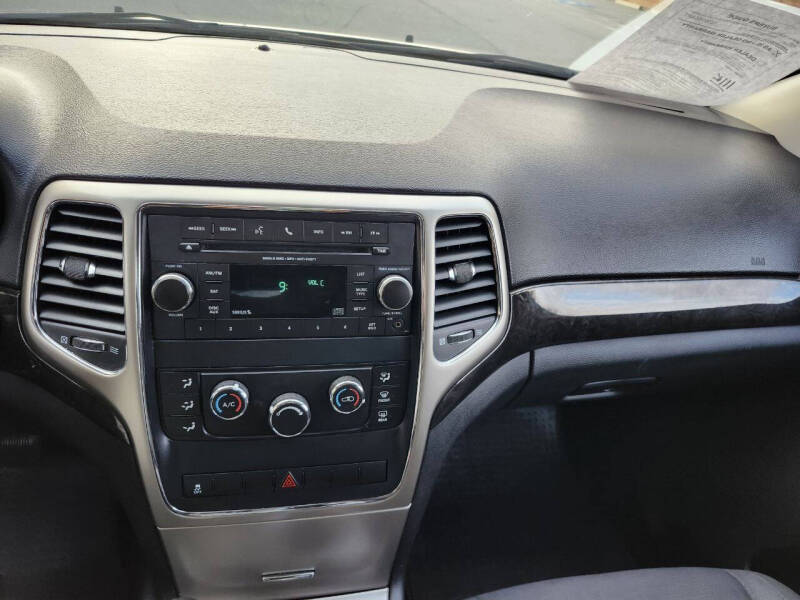 2012 Jeep Grand Cherokee Laredo