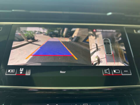 2021 Audi Q8 quattro Premium Plus 55 TFSI