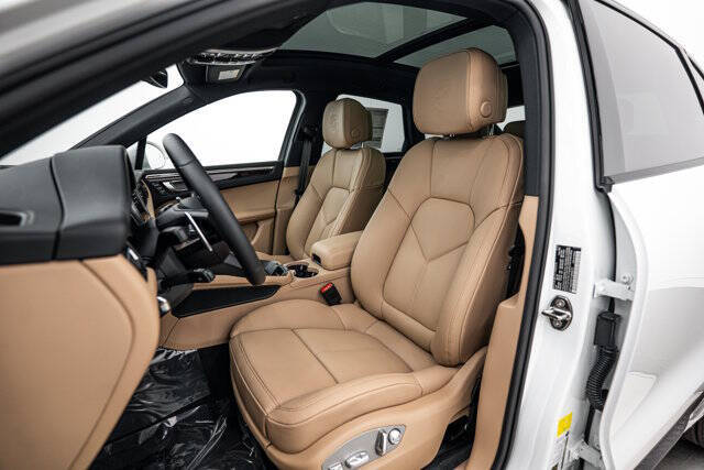 2026 Porsche Macan S