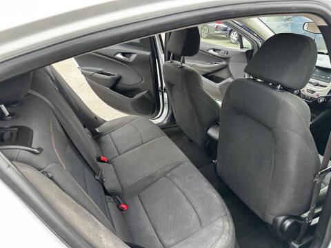 2017 Chevrolet Cruze LS Auto