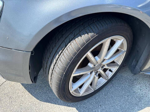 2014 Audi A4 2.0T quattro Premium Plus