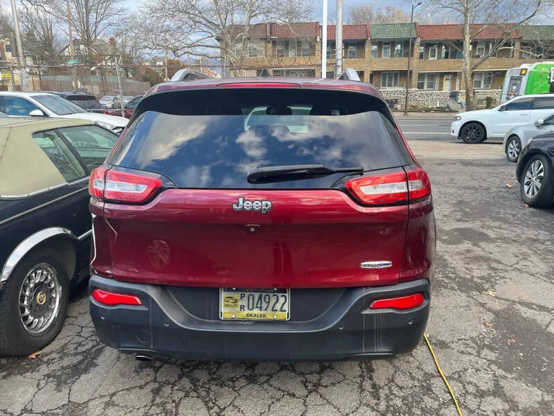 2018 Jeep Cherokee Latitude Plus