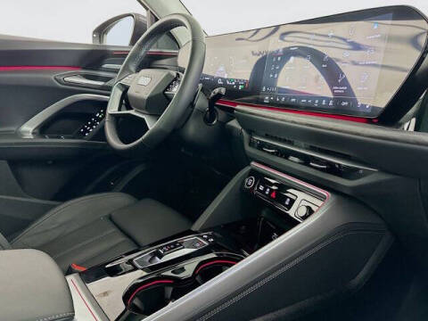 2025 Audi Q5 quattro Premium Plus TFSI