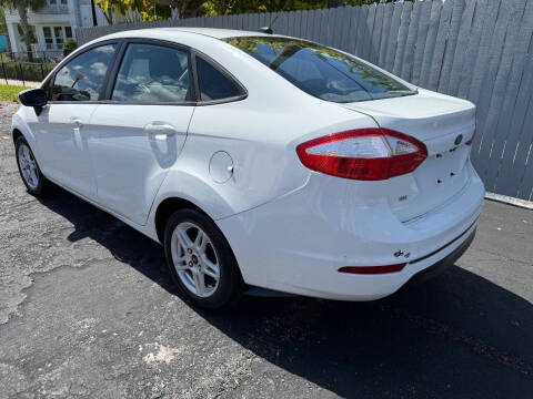 2018 Ford Fiesta SE