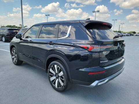 2026 Mitsubishi Outlander SE