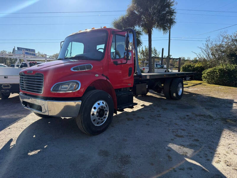 2010 Freightliner M2 106