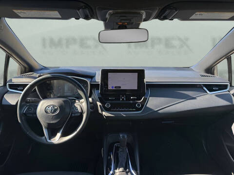 2025 Toyota Corolla Hatchback SE