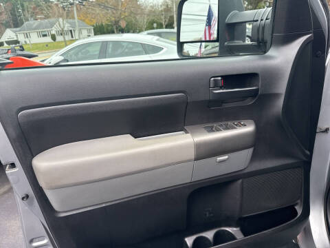 2010 Toyota Tundra Grade