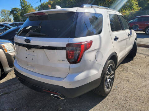 2017 Ford Explorer Sport