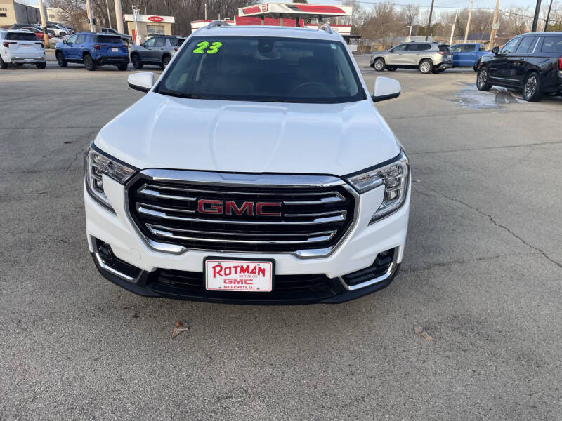 2023 GMC Terrain SLT