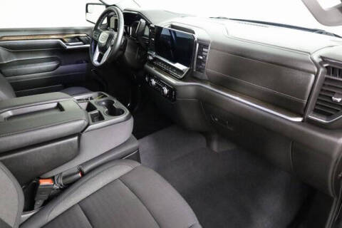 2024 GMC Sierra 1500 Elevation Standard