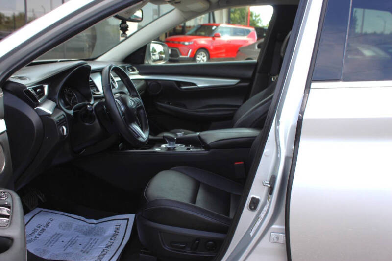 2019 Infiniti QX50 Luxe