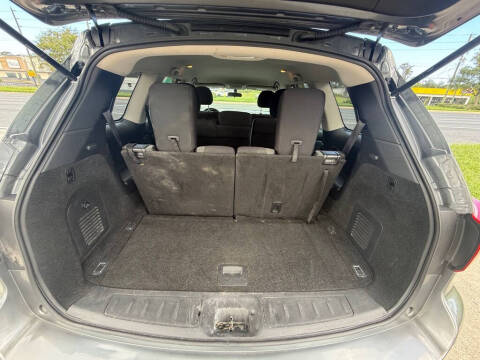 2019 Nissan Pathfinder S