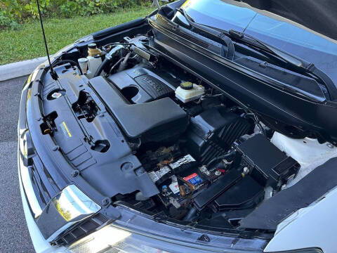 2017 Nissan Pathfinder Platinum