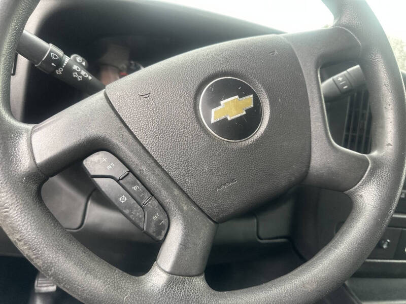 2017 Chevrolet Express 2500
