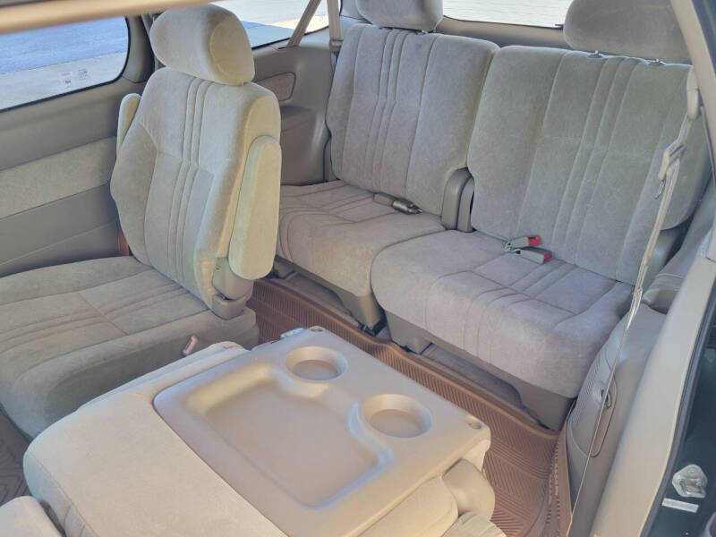 2000 Toyota Sienna LE