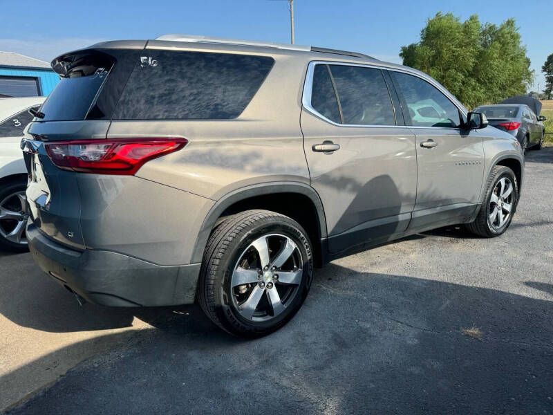 2018 Chevrolet Traverse 3LT photo 5