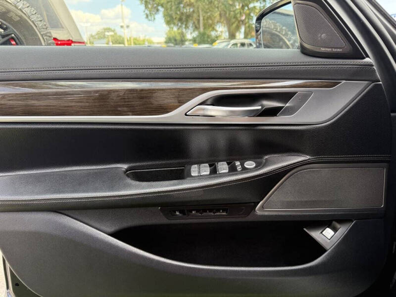 2019 BMW 7 Series 740i xDrive