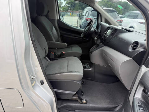 2015 Nissan NV200