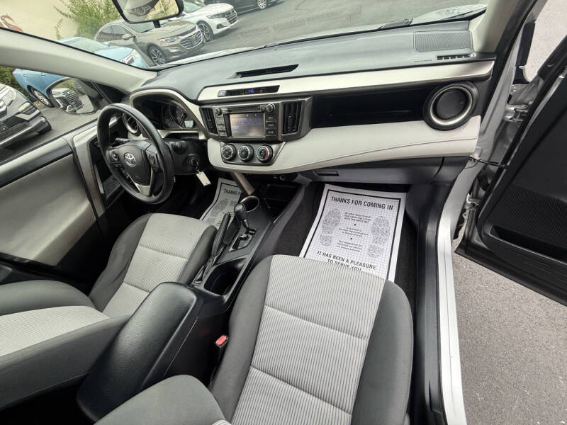 2014 Toyota RAV4 LE