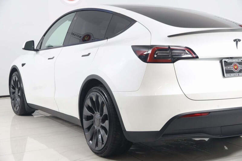 2022 Tesla Model Y Performance