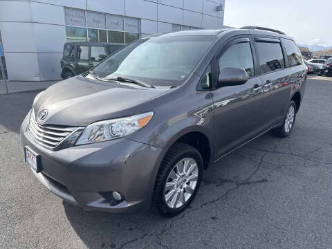 2015 Toyota Sienna