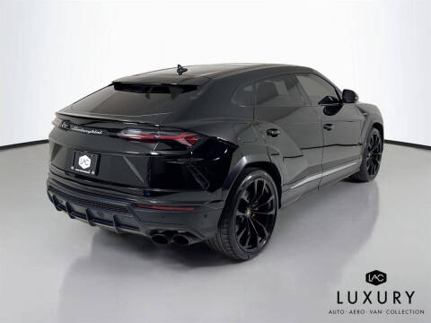 2020 Lamborghini Urus