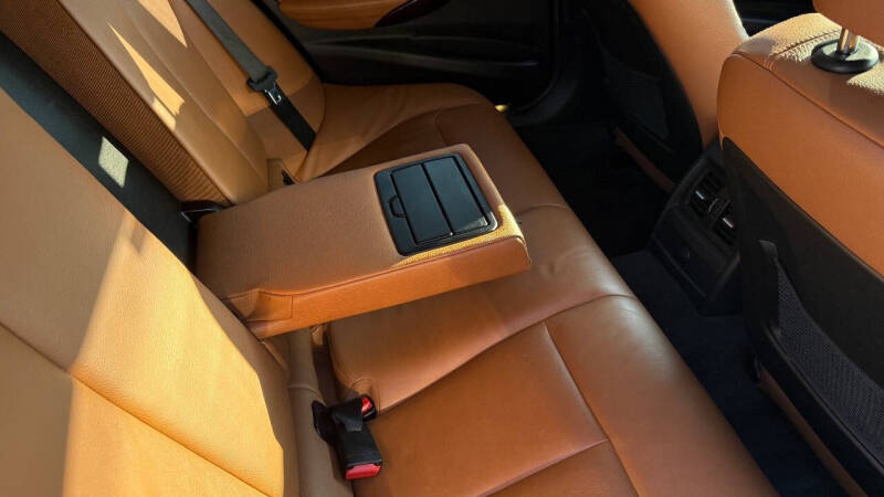 2013 BMW 3 Series 328i