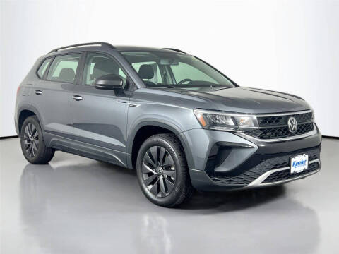 2022 Volkswagen Taos S 4Motion