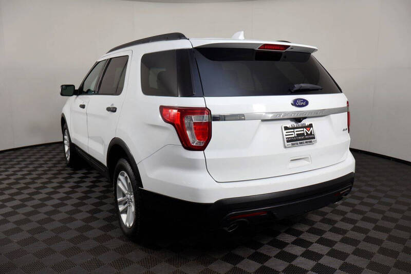 2016 Ford Explorer