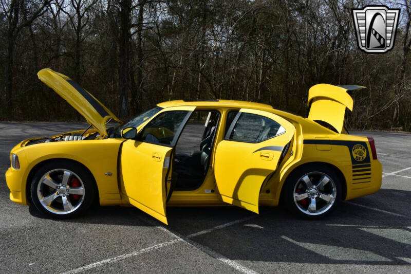 2007 Dodge Charger SRT-8