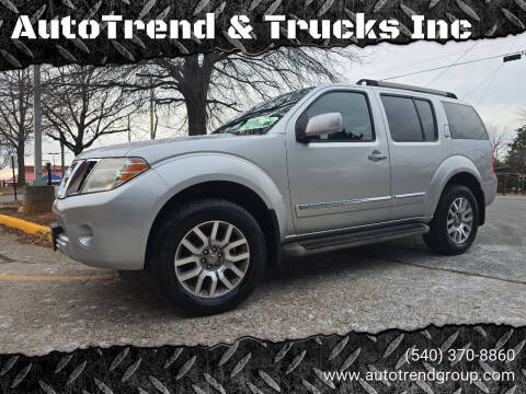 2011 Nissan Pathfinder LE