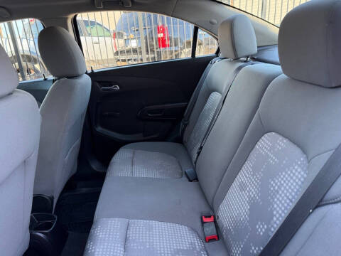 2014 Chevrolet Sonic LS Auto