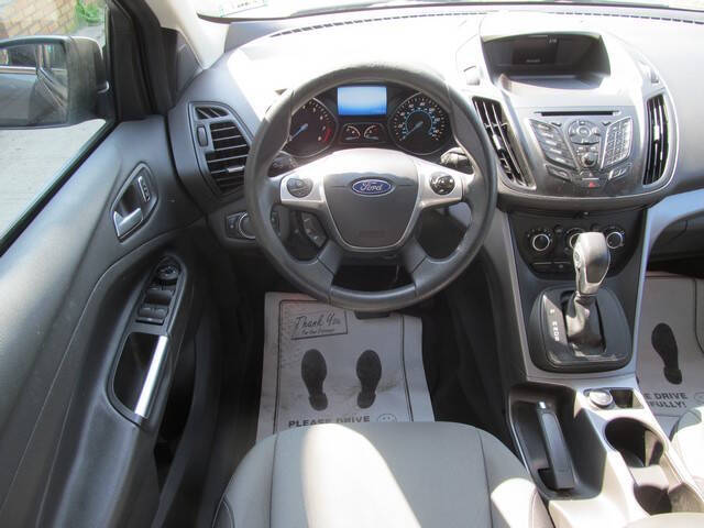 2016 Ford Escape SE