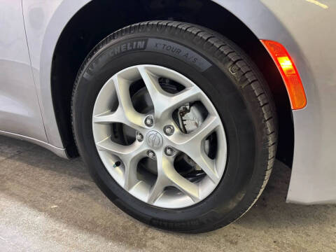 2019 Chrysler Pacifica Touring Plus