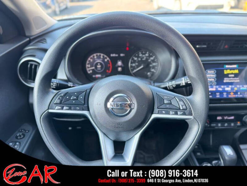 2021 Nissan Kicks SV