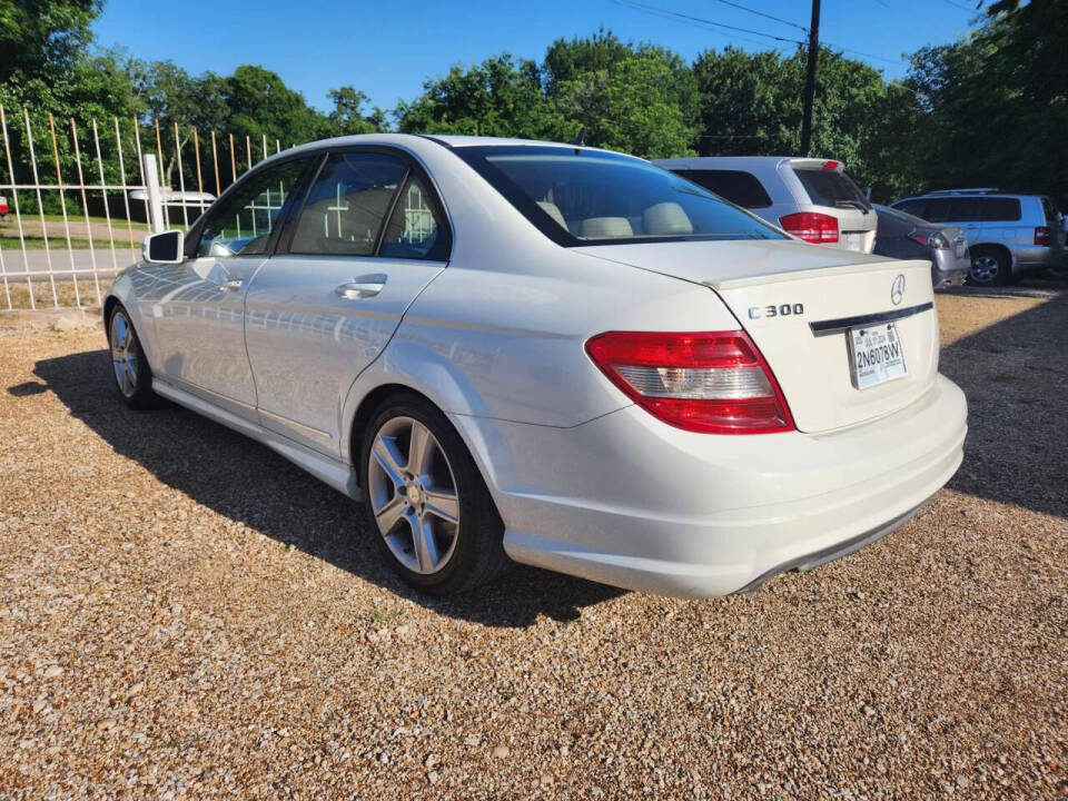 2011 Mercedes-Benz C-Class for sale at AUTHE VENTURES AUTO in Red Oak, TX