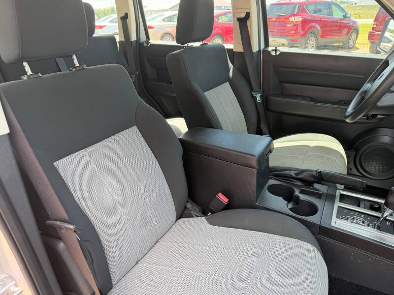 2009 Dodge Nitro SE