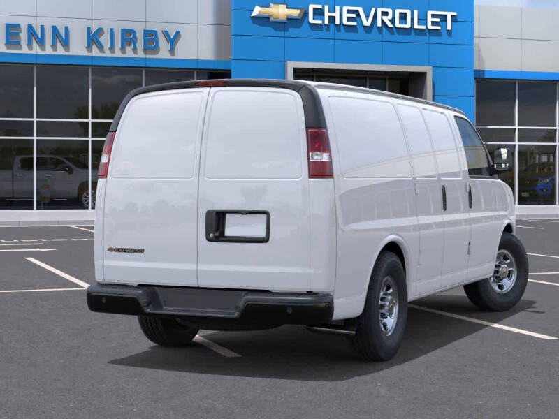 2026 Chevrolet Express 2500